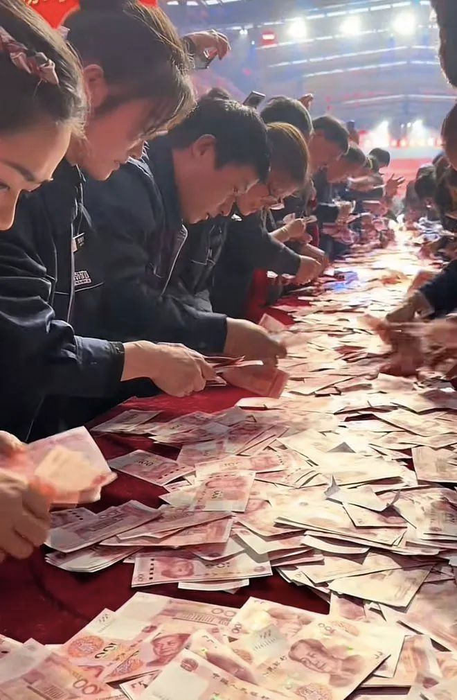 這個(gè)河南民企老板一言不合就發(fā)福利為什么沒有破產(chǎn)？(圖5)