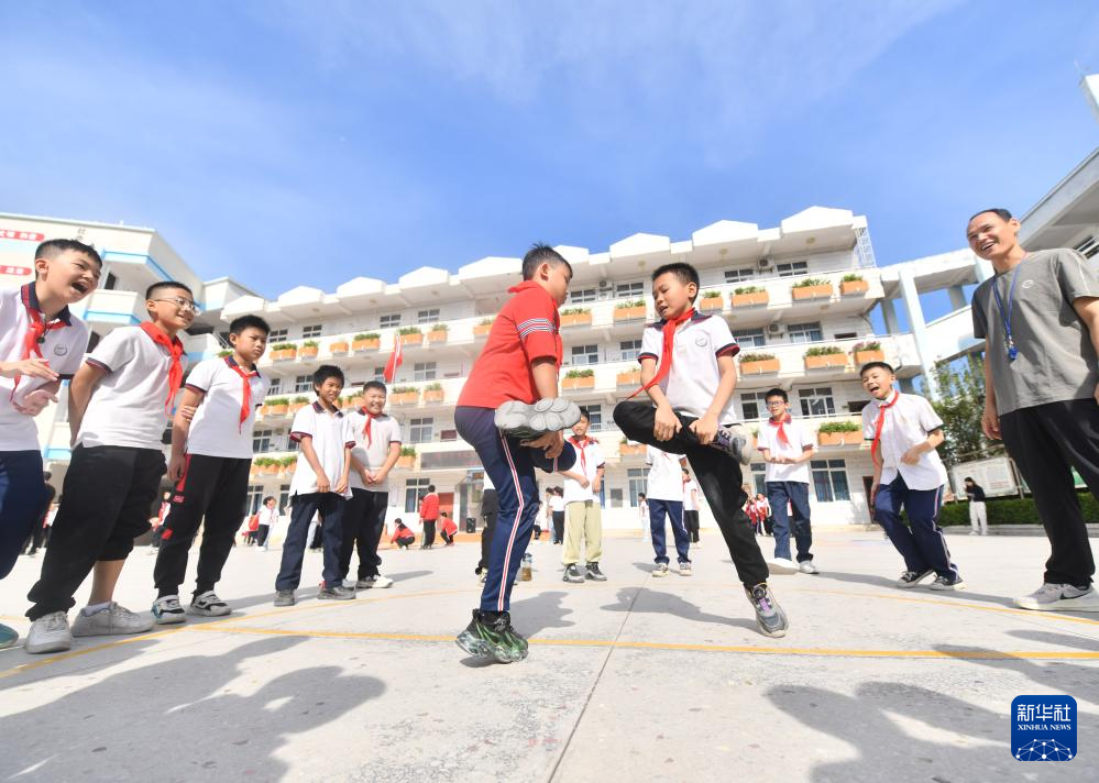 Im體育網(wǎng)站：廣西梧州：學(xué)校里的“民族傳統(tǒng)體育運(yùn)動(dòng)會(huì)”(圖3)