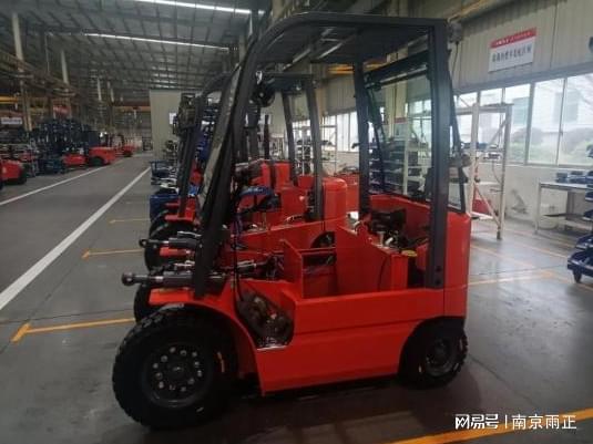 雨正新消息：叉車特種設(shè)備制造許可證辦理流程和條件(圖2)