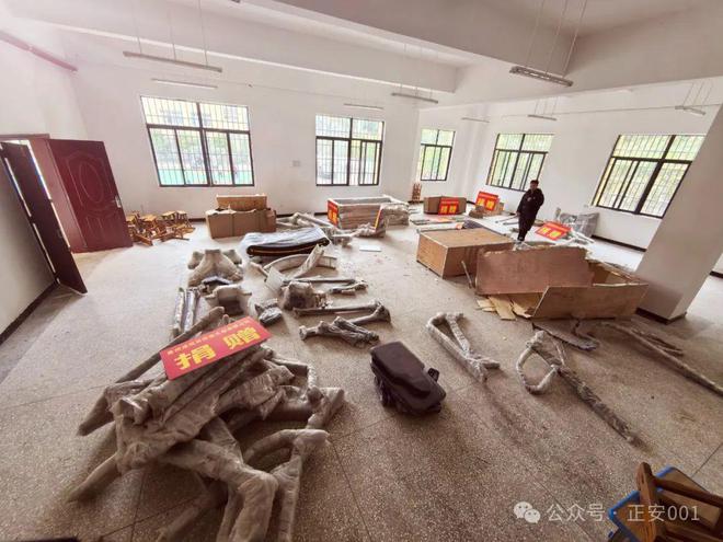 愛心俱樂部向正安三中：捐贈價值7萬元體育訓練器材(圖3)