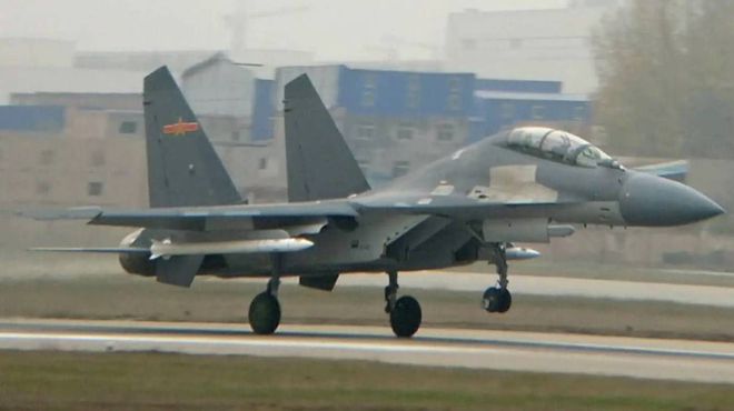 敵人倒吸冷氣！殲-20“野獸模式”刷爆全網(wǎng)掛滿14枚空空導(dǎo)彈！網(wǎng)友：不要隱身了？(圖16)