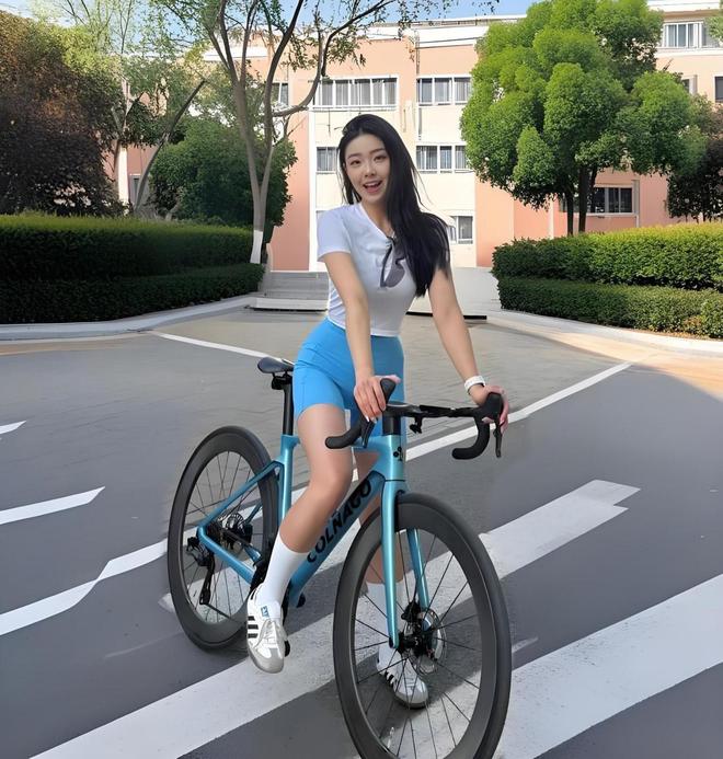 Im（中國(guó)體育）：?jiǎn)诬嚠a(chǎn)業(yè)報(bào)告：崔克自行車怎么樣屬于什么檔次閃電跟捷安特怎么選(圖5)