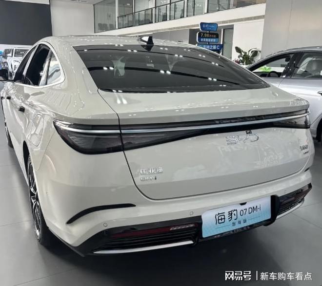 Im體育網站：性能配置剖析！領克07EM-P、海豹07DM-i、深藍L誰更強？(圖6)