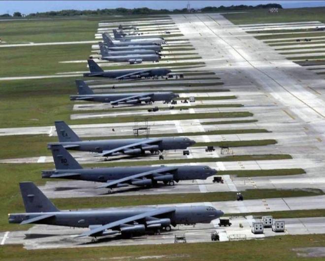 俄羅斯轟炸機(jī)“傻呵呵”露天停放被烏軍擊中41架是因?yàn)樽袷孛蓝鞱ew-START規(guī)定？(圖7)